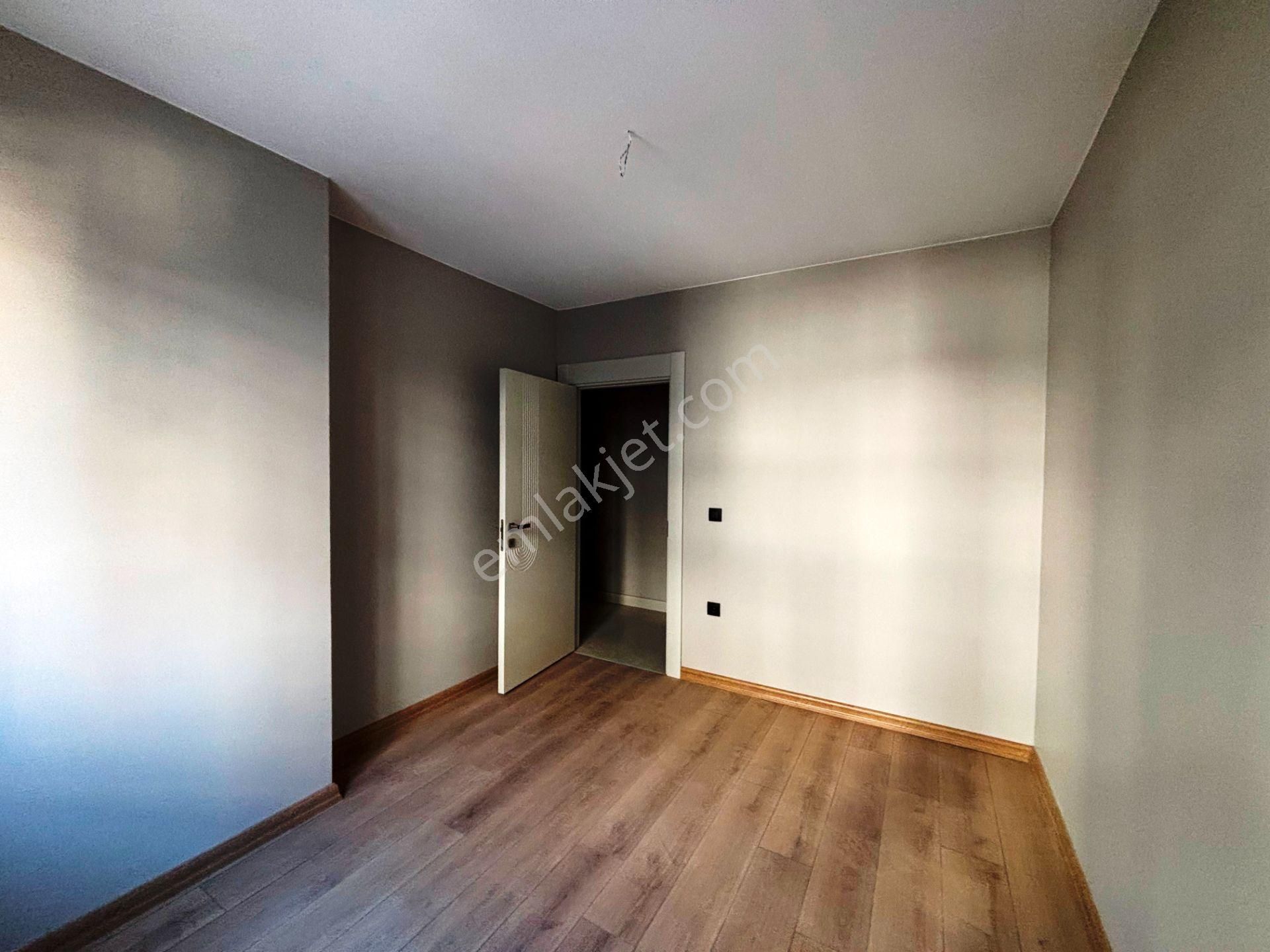 Pendik Sahile 500 Metre Sıfır Sitede 2 Banyolu 2.kat Kiralık 3+1 - Görsel 15