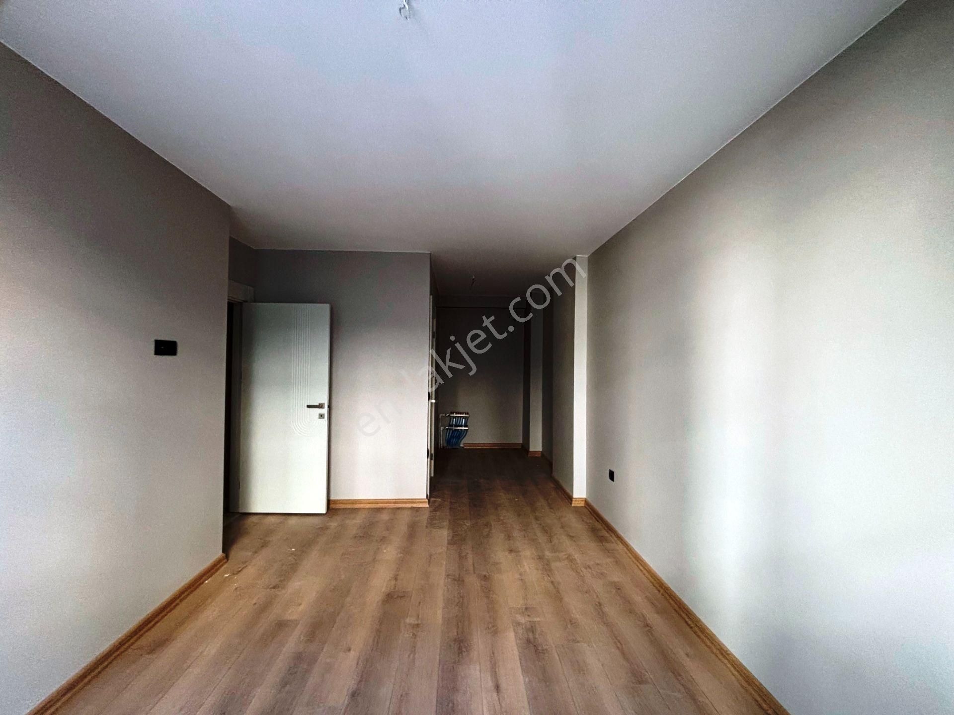Pendik Sahile 500 Metre Sıfır Sitede 2 Banyolu 2.kat Kiralık 3+1 - Görsel 11
