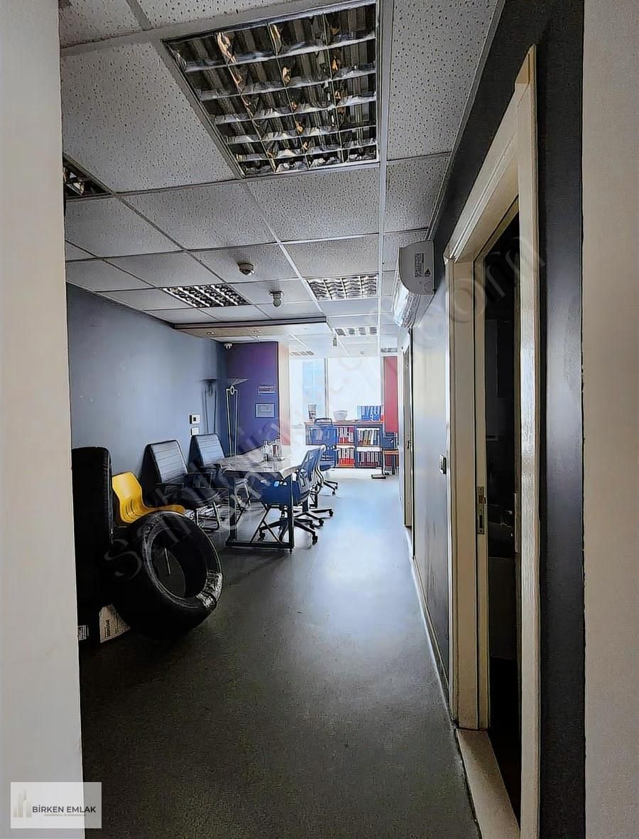 Çekmeköy Madenlerde Kurumsal Firmalara Hazır 140m2 Kiralık Ofis - Görsel 6
