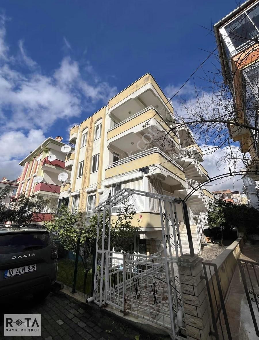 Altınoluk Merkez 2+1 Ayrı Mutfak - Rota - Görsel 12