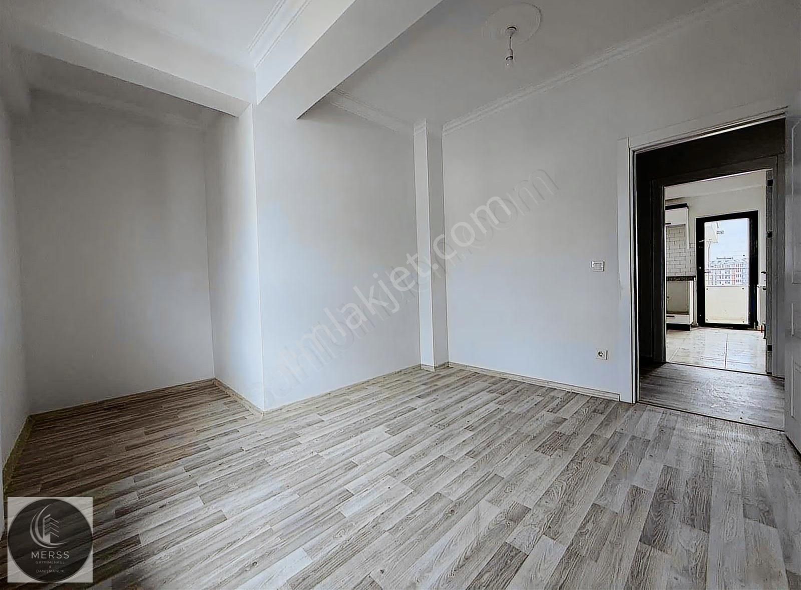 Sultanbeyli Mimarsinan Da İki 4+2 Üst Dubleks Daire Satılıktır - Görsel 6
