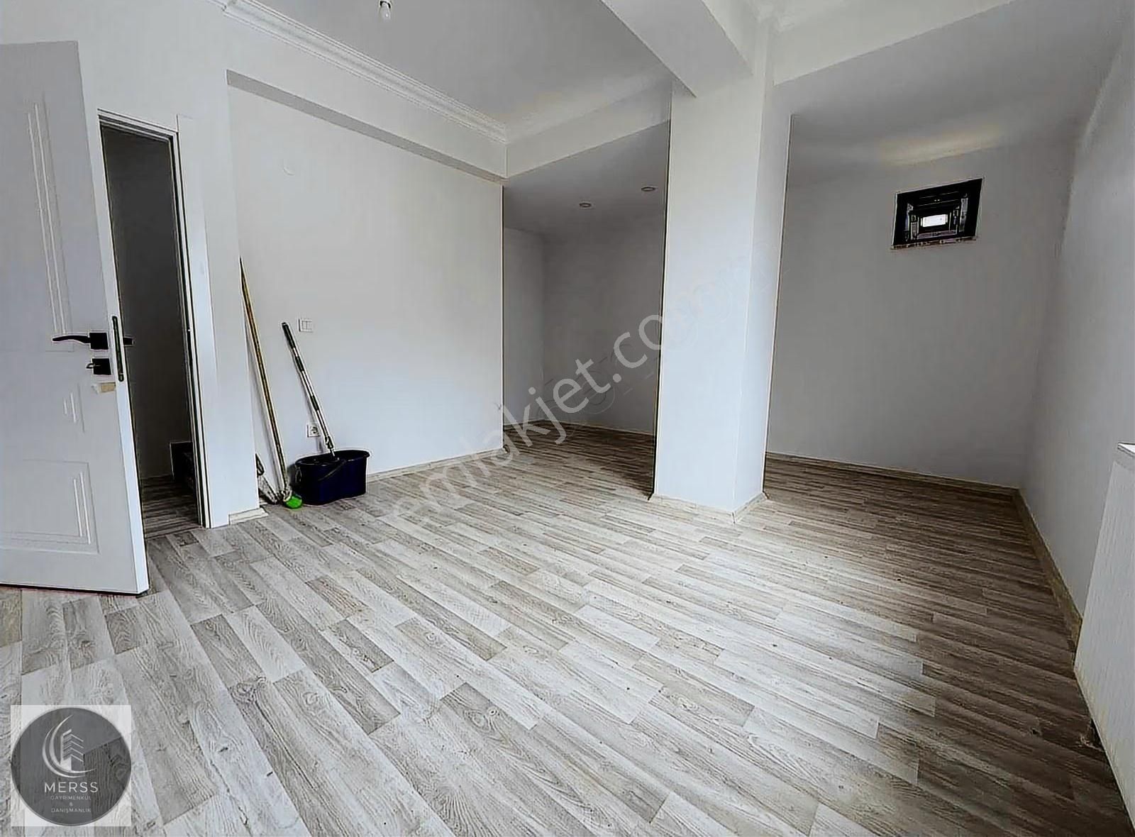 Sultanbeyli Mimarsinan Da İki 4+2 Üst Dubleks Daire Satılıktır - Görsel 15