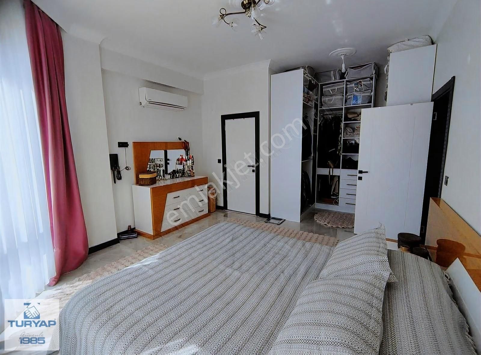 Yalova Merkez İki Bloklu Site İçerisinde Bahçe Dubleksi - Görsel 5