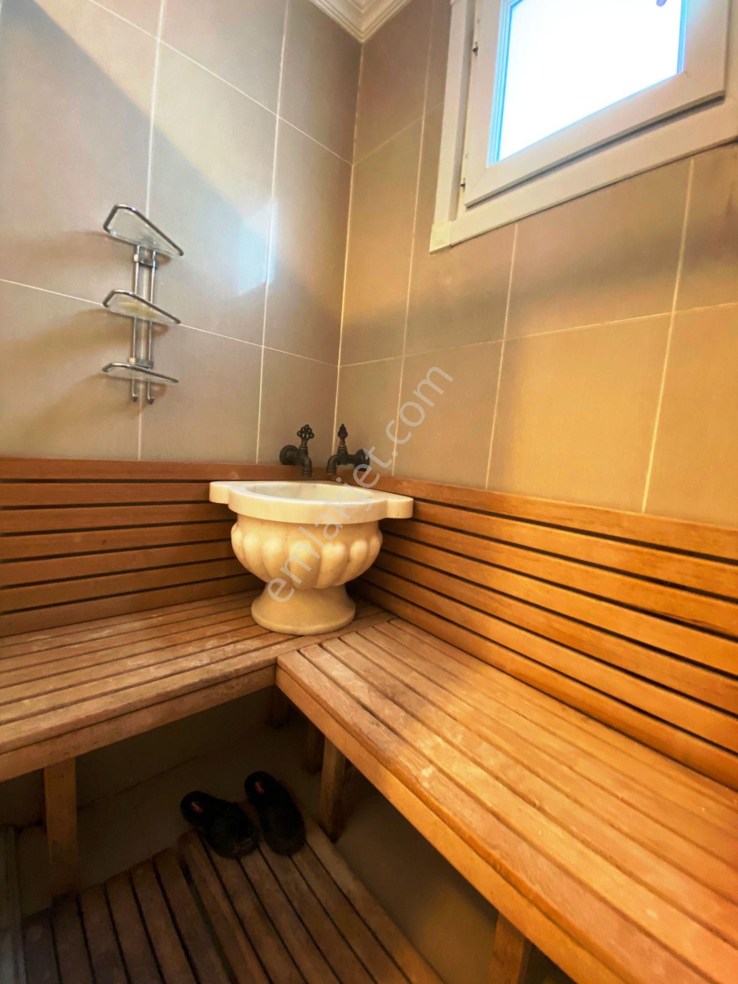 Erenköy Marmaray Yakını Gömme Dolaplı 2 Wc'li Arakat Kiralık 3+1 - Görsel 24