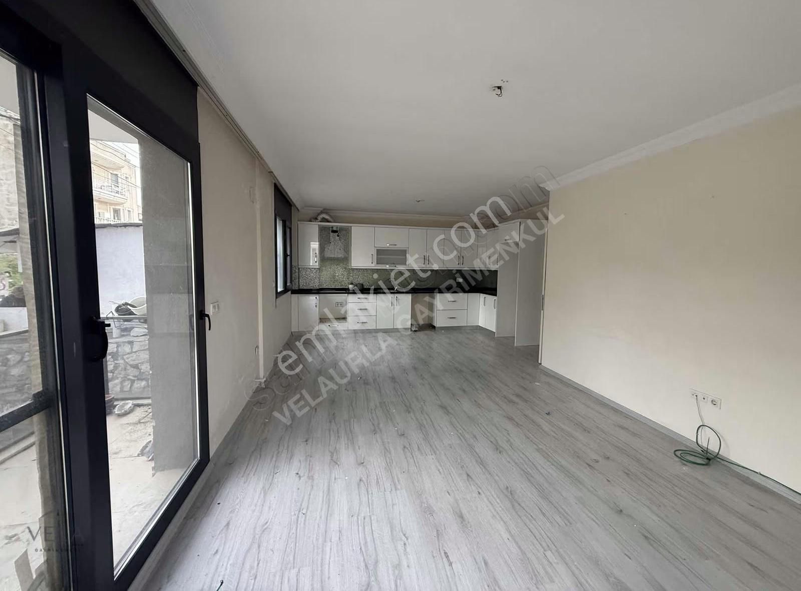 Urla Merkez'de Kiralık 2,5+1 Daire - Görsel 15