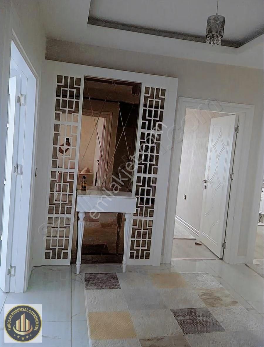 Wiston Avm Karşısında Satılık 3.5+1 Lüküs Sitede Arakat Daire - Görsel 2
