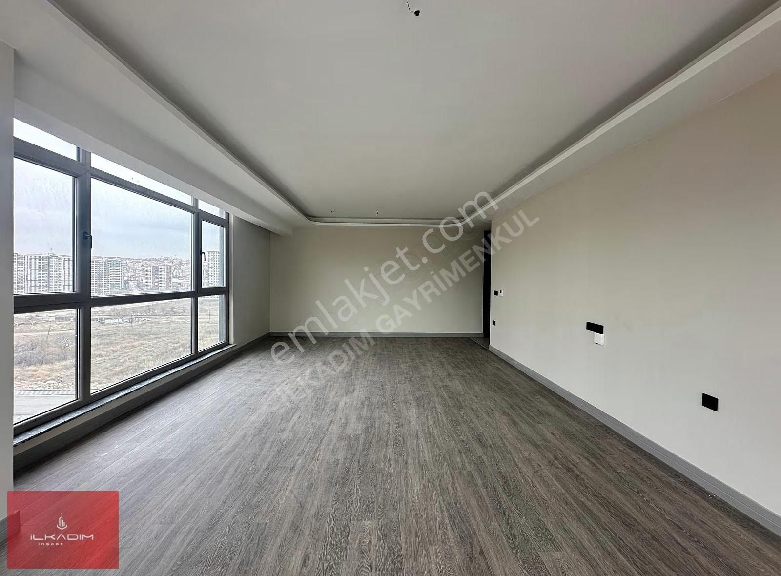 Ovacık'ta Kapalı Havuzlu Saunalı Güvenlikli Sitede Bulvar Cephe - Görsel 34