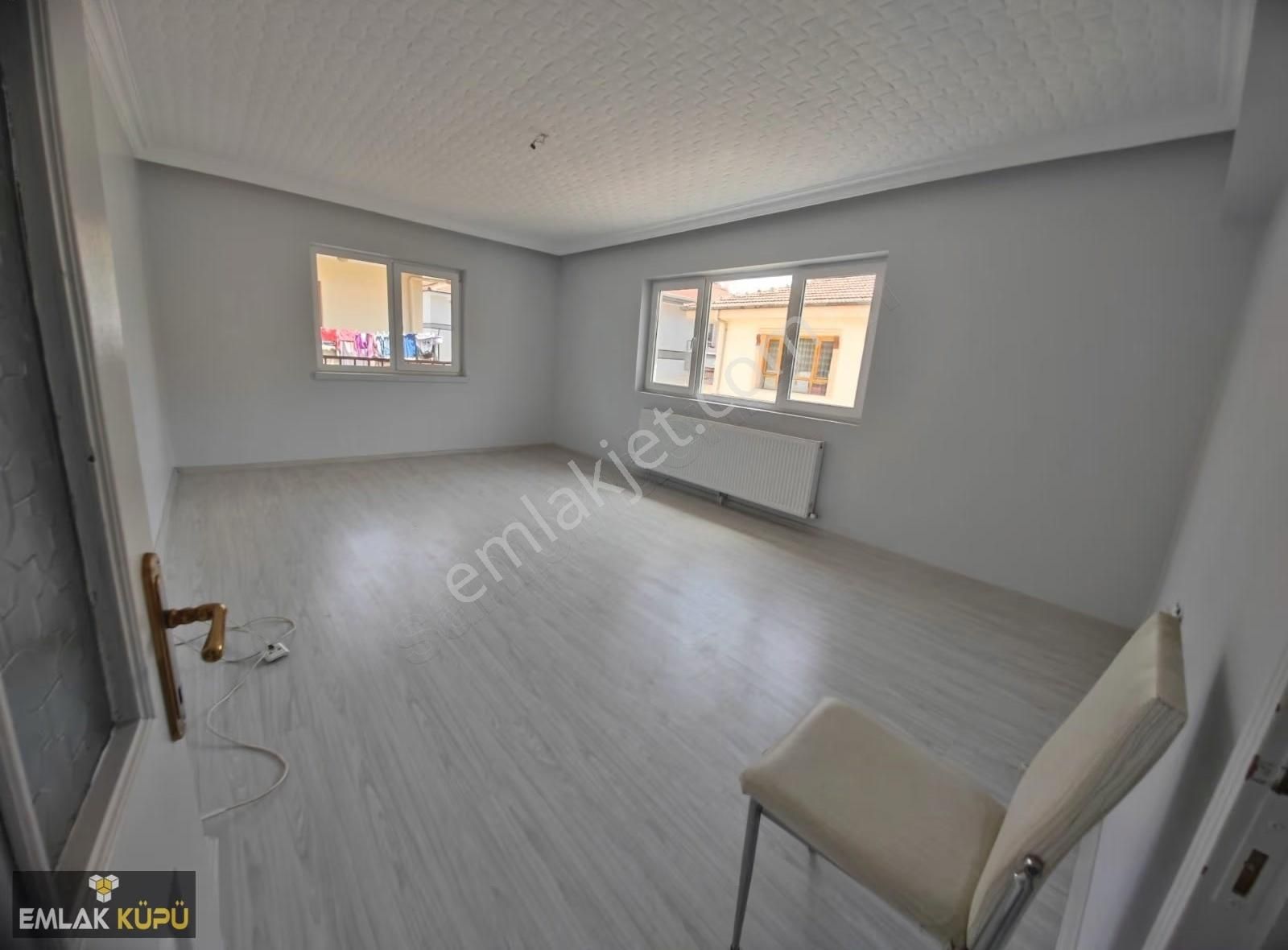 Süvari Mah'de Satılık 3+1 Bulvara Yakın Katta Bakımlı Daire - Görsel 16