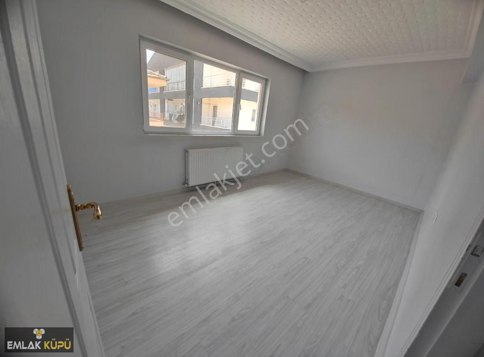 Süvari Mah'de Satılık 3+1 Bulvara Yakın Katta Bakımlı Daire - Görsel 10