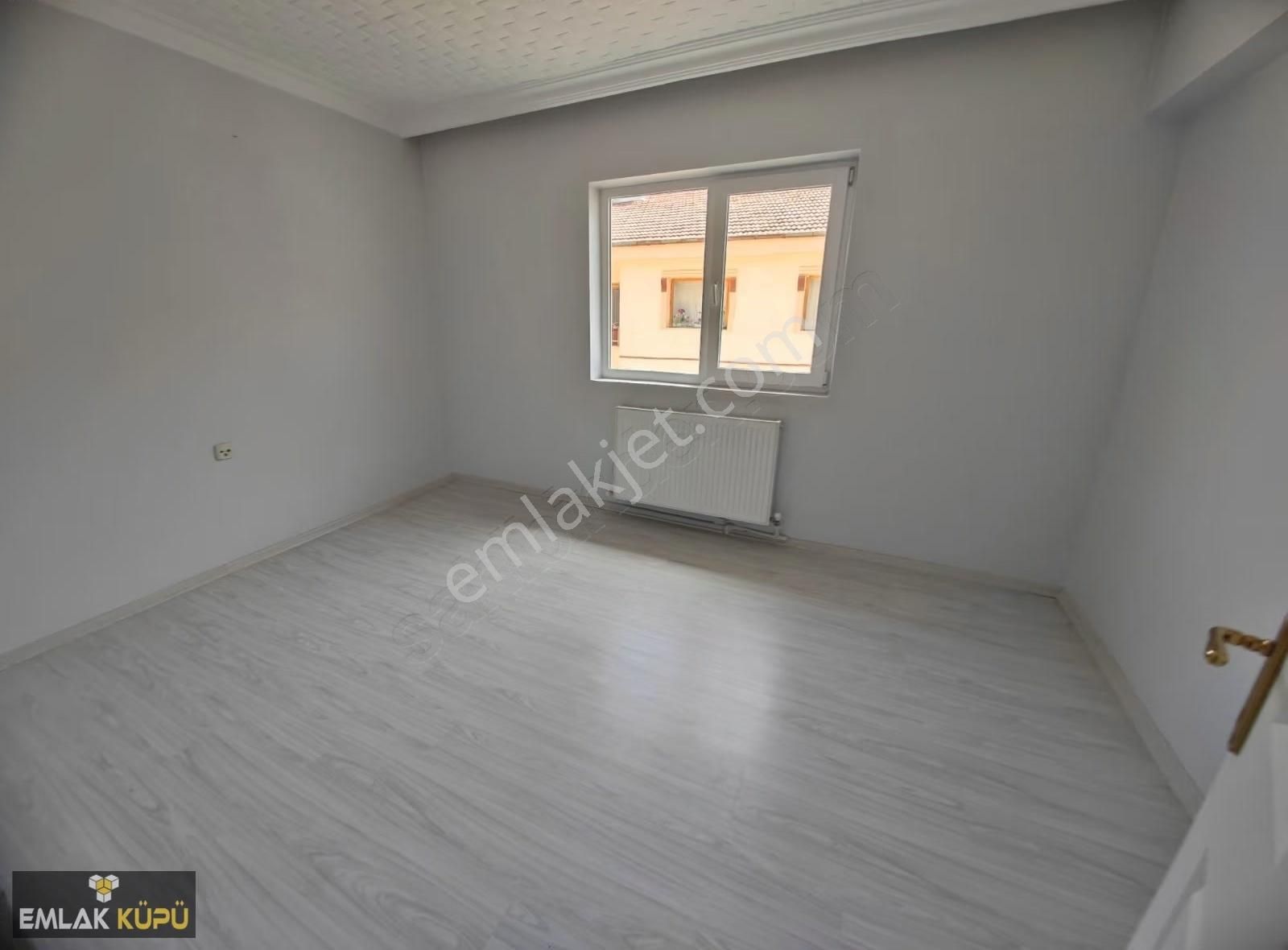 Süvari Mah'de Satılık 3+1 Bulvara Yakın Katta Bakımlı Daire - Görsel 14
