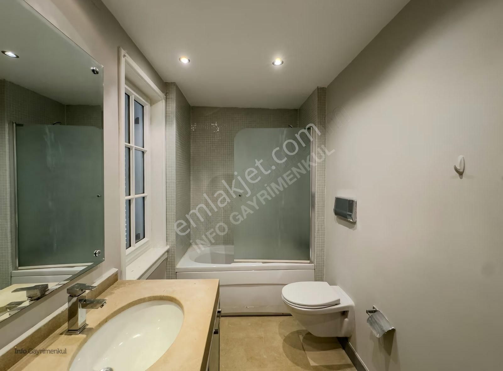 Kemer Country'de Tek Yetkili 4+2 Müstakil Havuzlu Satılık Villa - Görsel 5