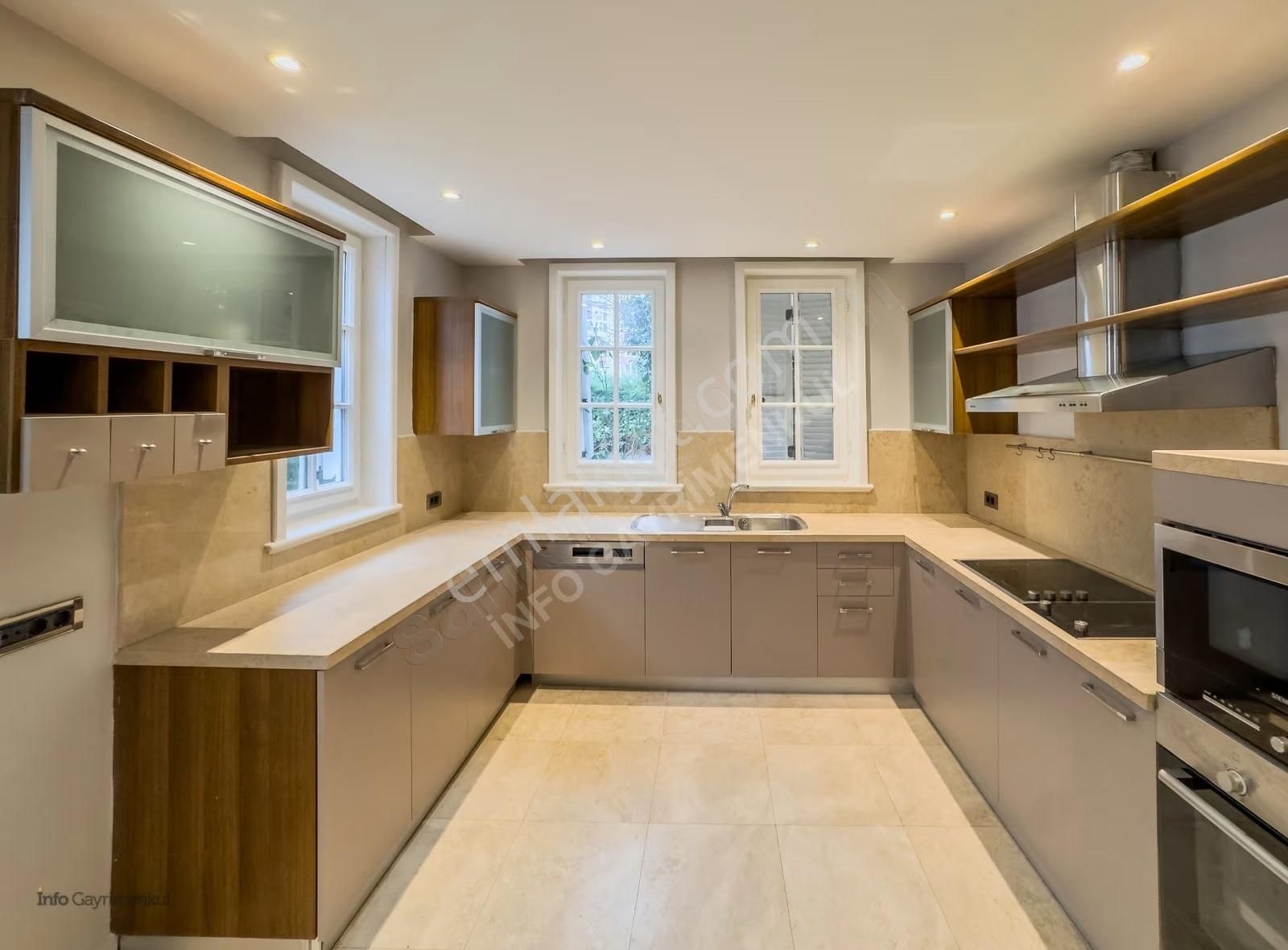 Kemer Country'de Tek Yetkili 4+2 Müstakil Havuzlu Satılık Villa - Görsel 27