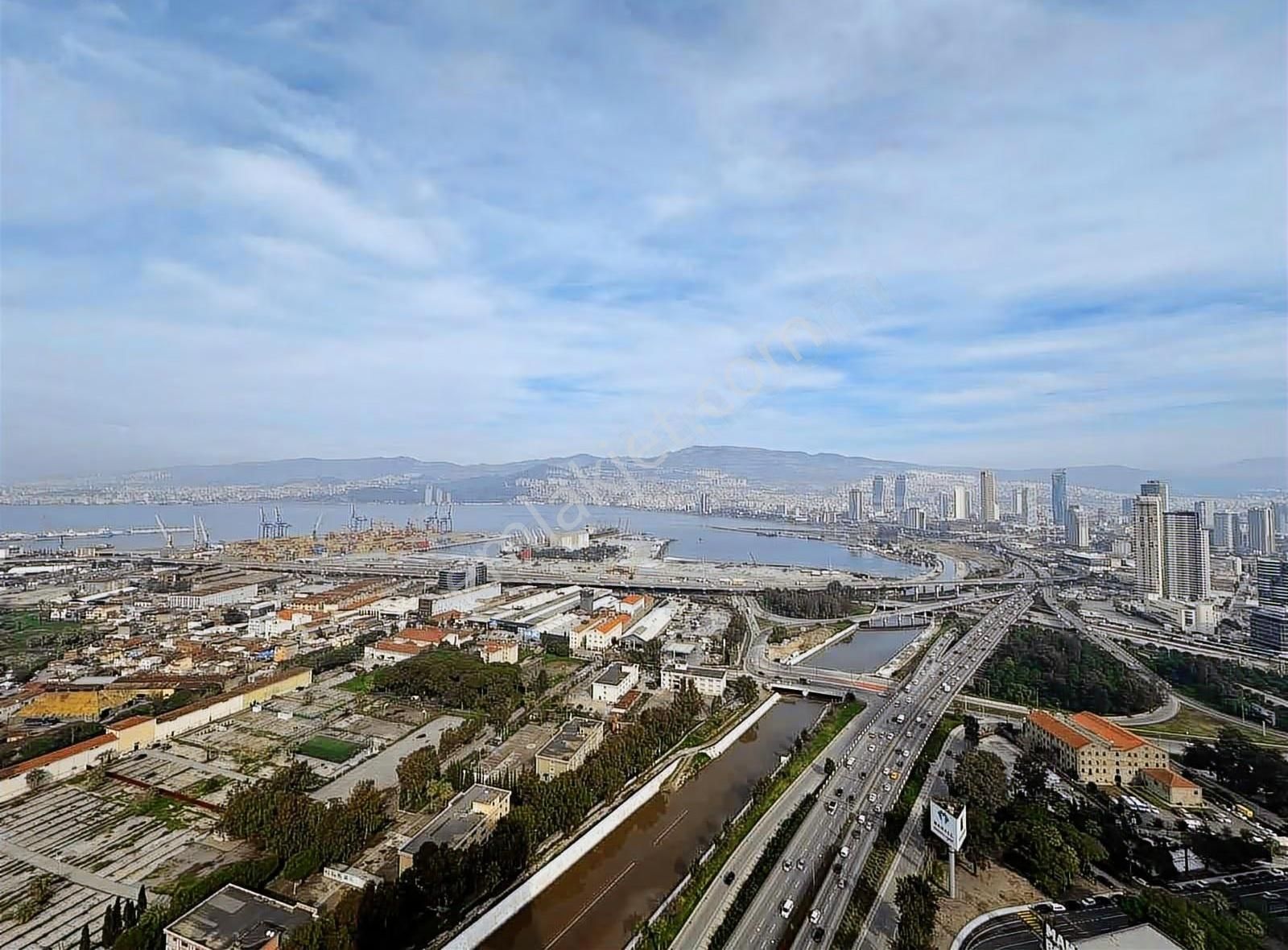 Folkart Vega 35.kat Deniz Manzaralı 1+1 Eşyalı Kiralık Daire - Görsel 8