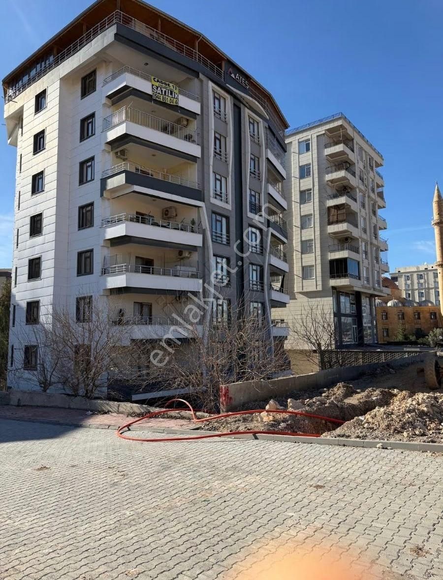 Cadde 17 Emlaktan 4+2 Masrafsız Manzaralı Dublex - Görsel 8