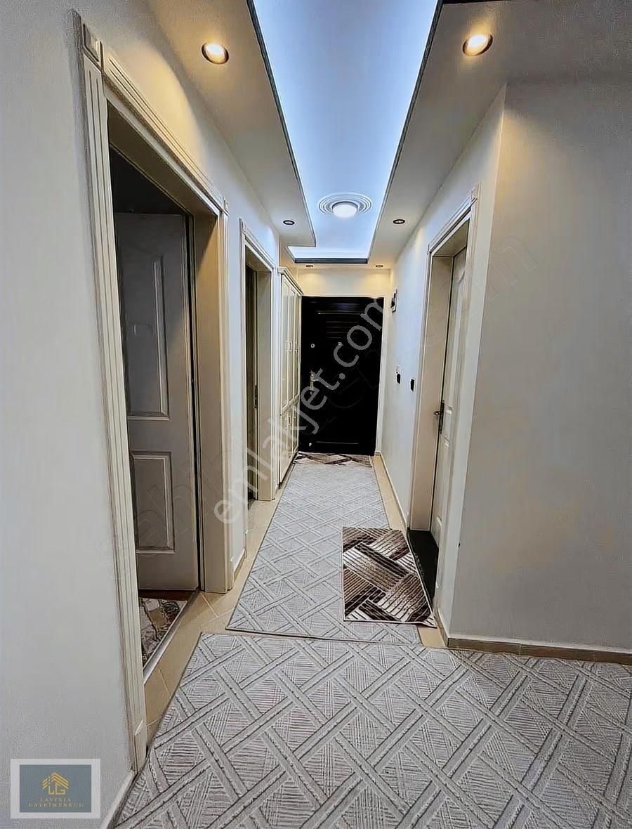 Lavınıa'dan Merkezde Kapalı Mutfak Arakat Satılık 3+1 Daire - Görsel 8