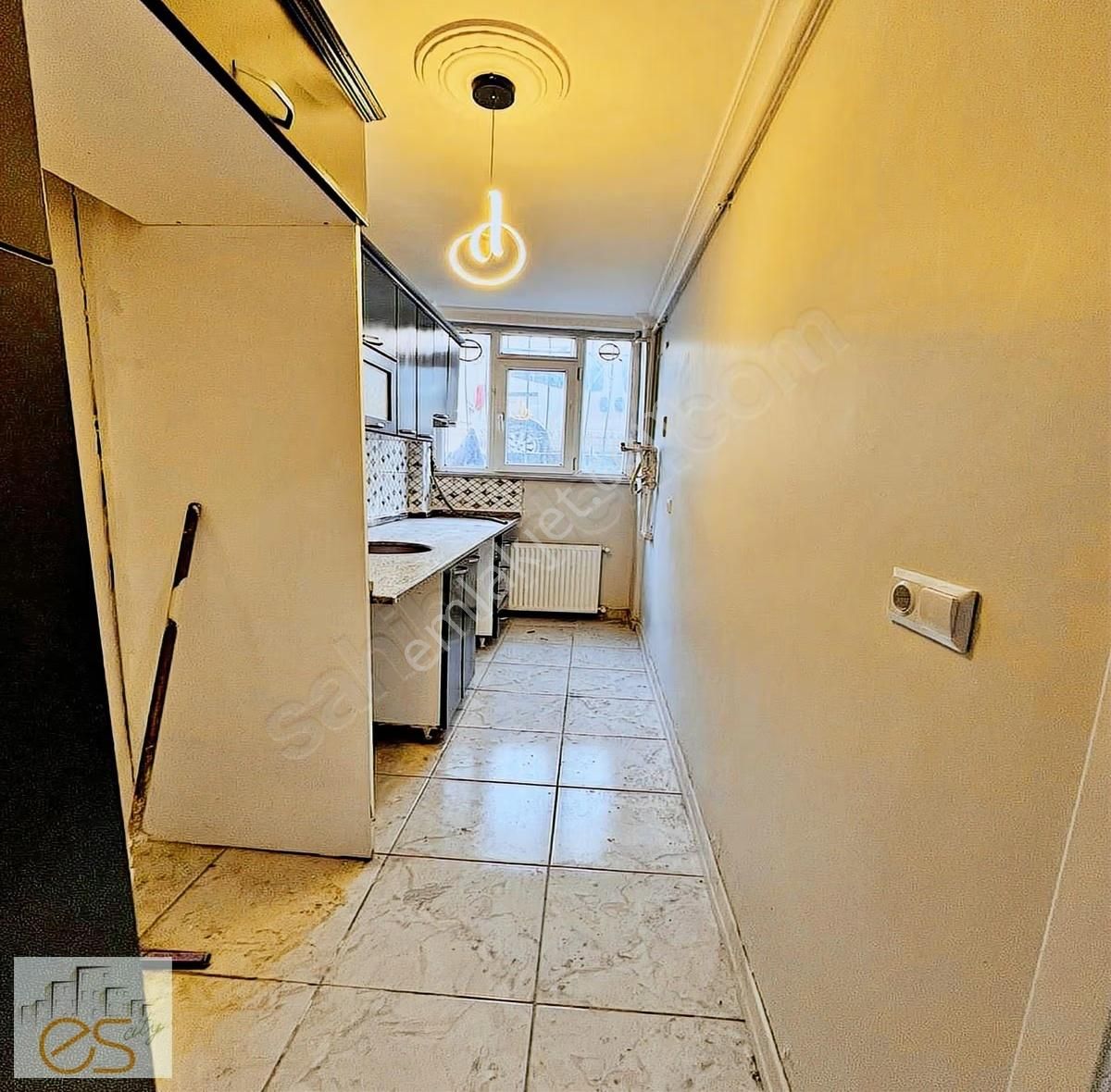 Pınar Mahallesinde Kat Mülkiyetli 2+1 Bahçeli Bahçe Katı