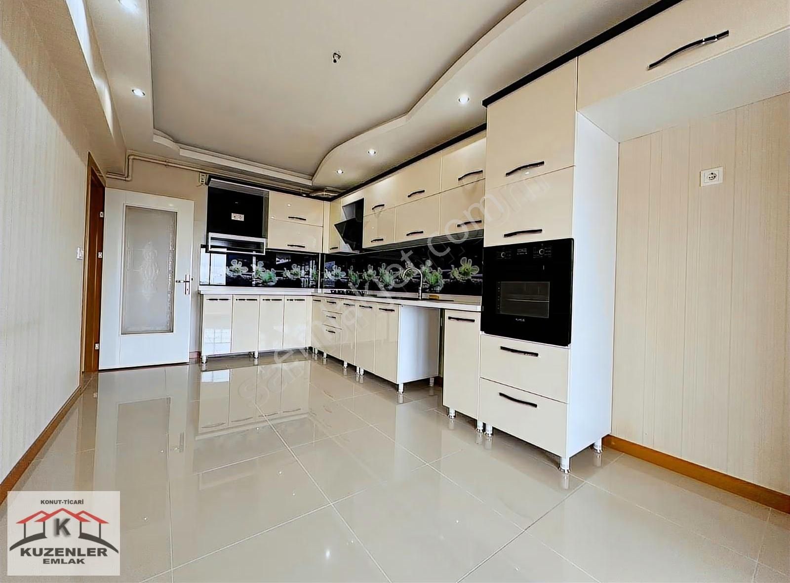 Kuzenler'den Fatih Mah.lüks Sitede 11kat G.odalı Lüks 3+1 Daire - Görsel 8