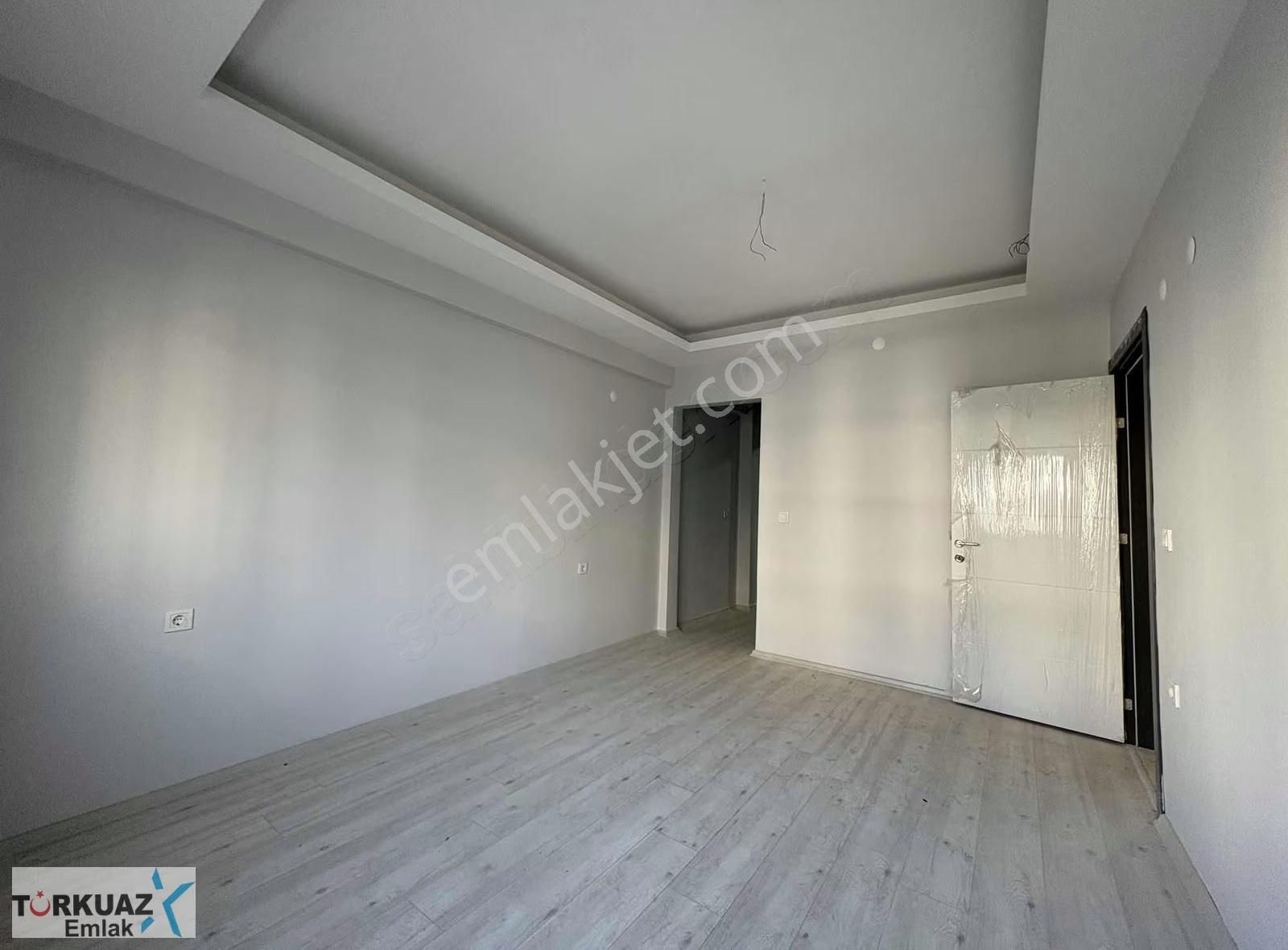 Muratbey Bulvar Arka Sokak 2+1 Havuzlu Kiralık - Görsel 3