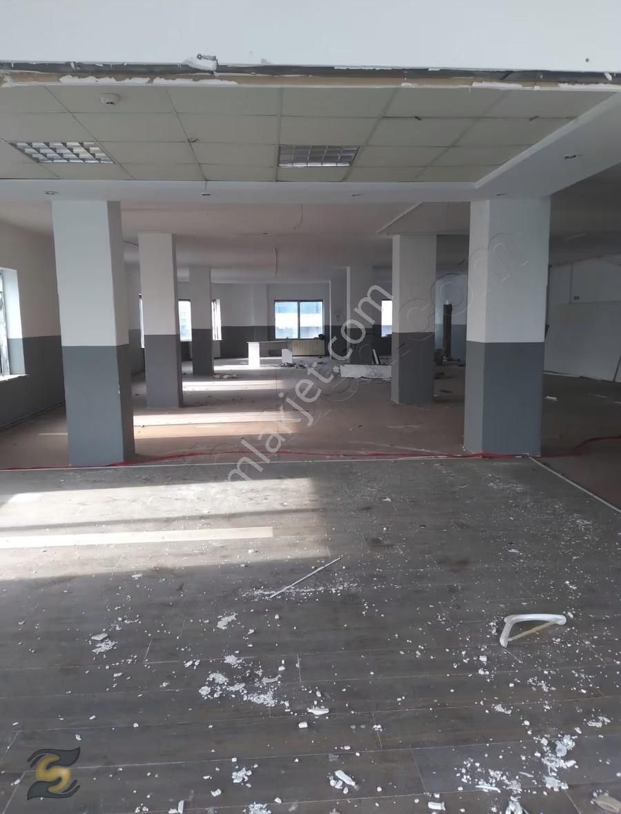 E5'e 500 Metre Mesafede 400 M2 İmalathaneye Uygun Atölye !! - Görsel 11