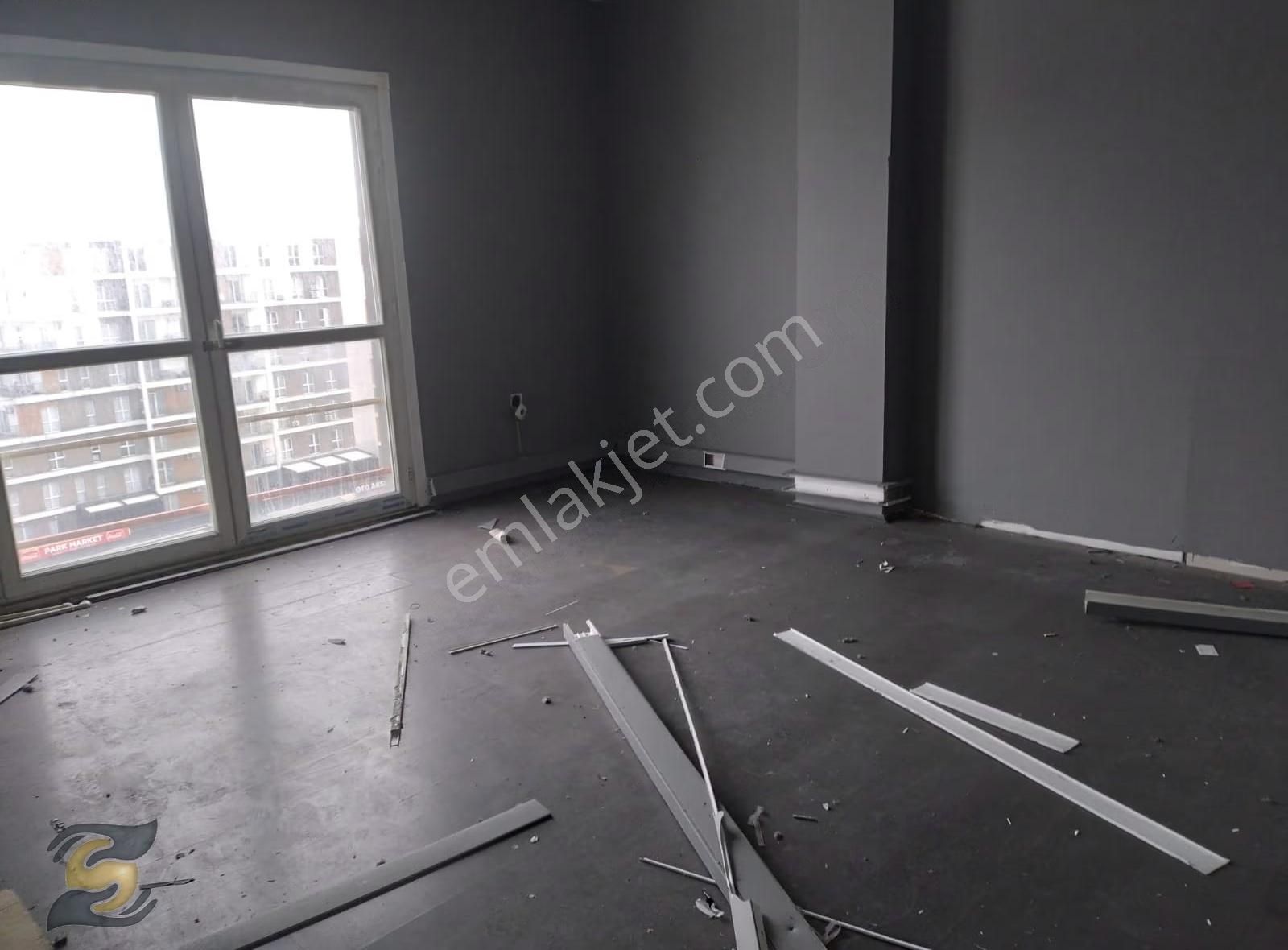 E5'e 500 Metre Mesafede 400 M2 İmalathaneye Uygun Atölye !! - Görsel 2