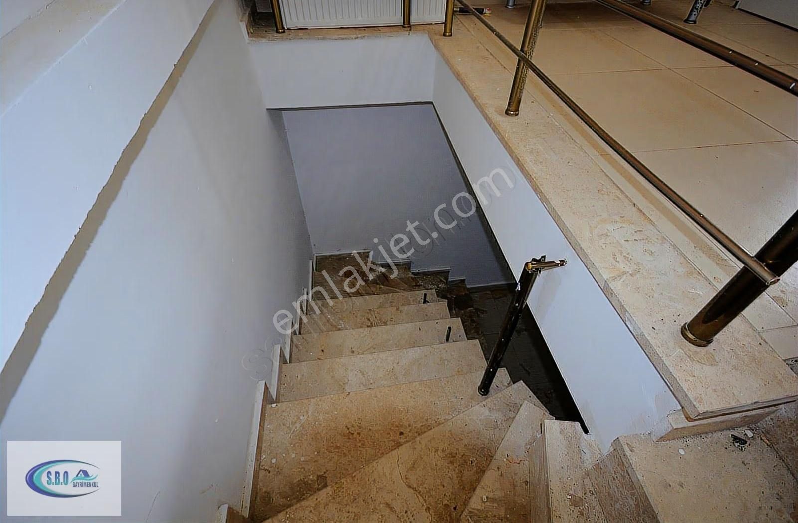 Kiralık Cadde Üzerinde 130 Mk. Depolu Dükkan - Görsel 4