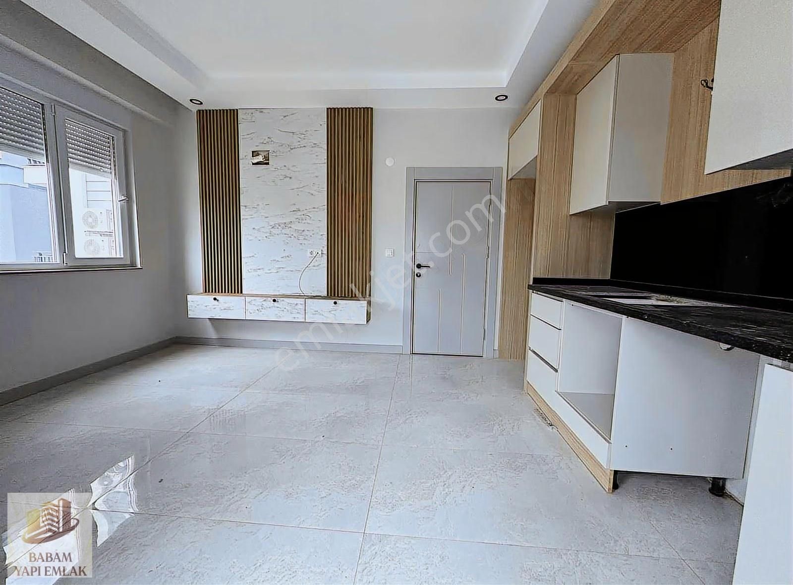 Sütçüler Caddesinde Havuzlu Katta Ultra Lüx 1+1 Daire - Görsel 8