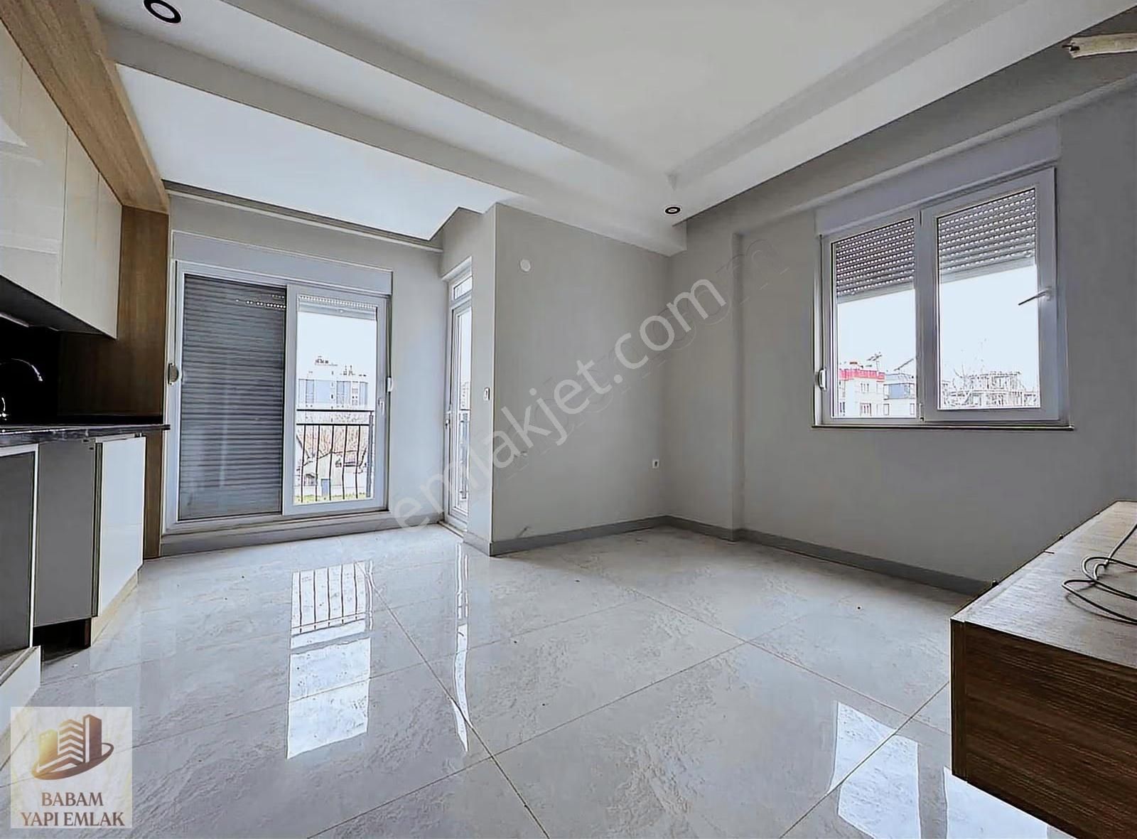 Sütçüler Caddesinde Havuzlu Katta Ultra Lüx 1+1 Daire - Görsel 14