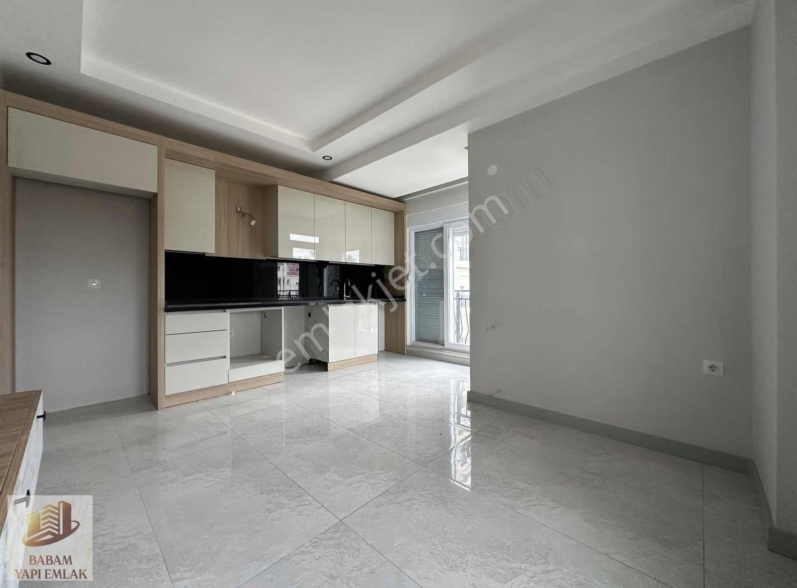 Sütçüler Caddesinde Havuzlu Katta Ultra Lüx 1+1 Daire - Görsel 13