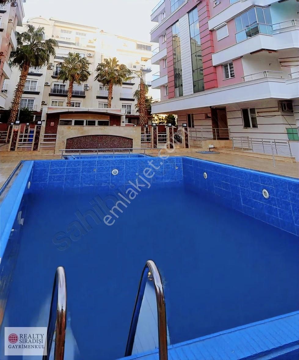 Sıradışından Konyaaltı Hurma Mah. Satılık Sitede Eşyalı Daire - Görsel 8