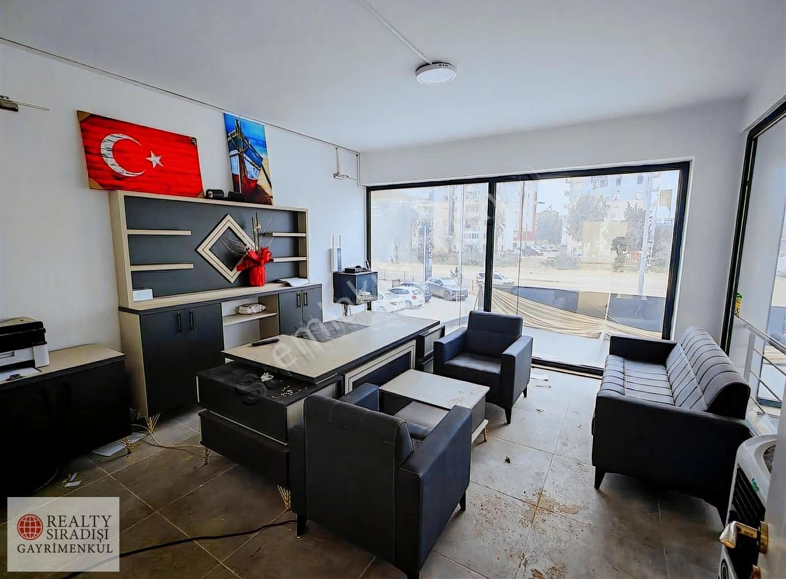 Altıntaş 40lık Yola Köşebaşı | Otoparklı | Bacalı Kiralık Dükkan - Görsel 17