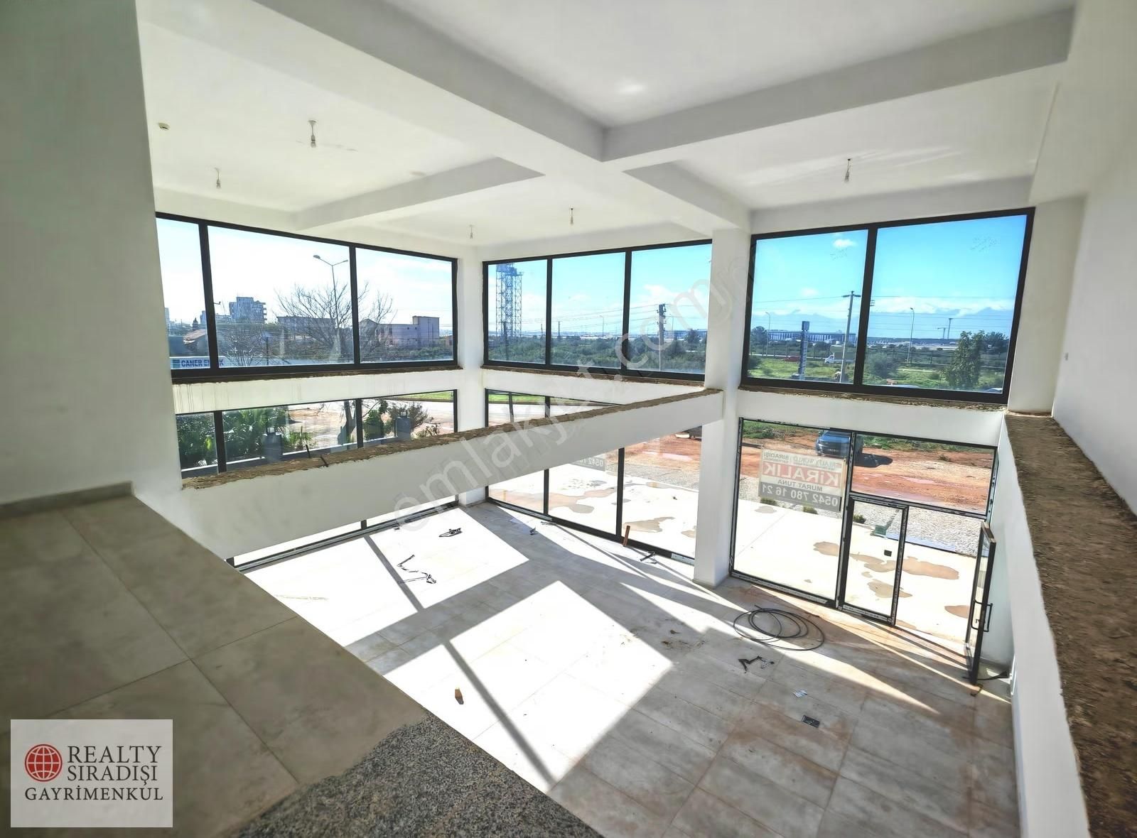 Altıntaş'ta Kardeşkentler 2 30 Luk Yolun Ortasında 750 M2 Dükkan - Görsel 8