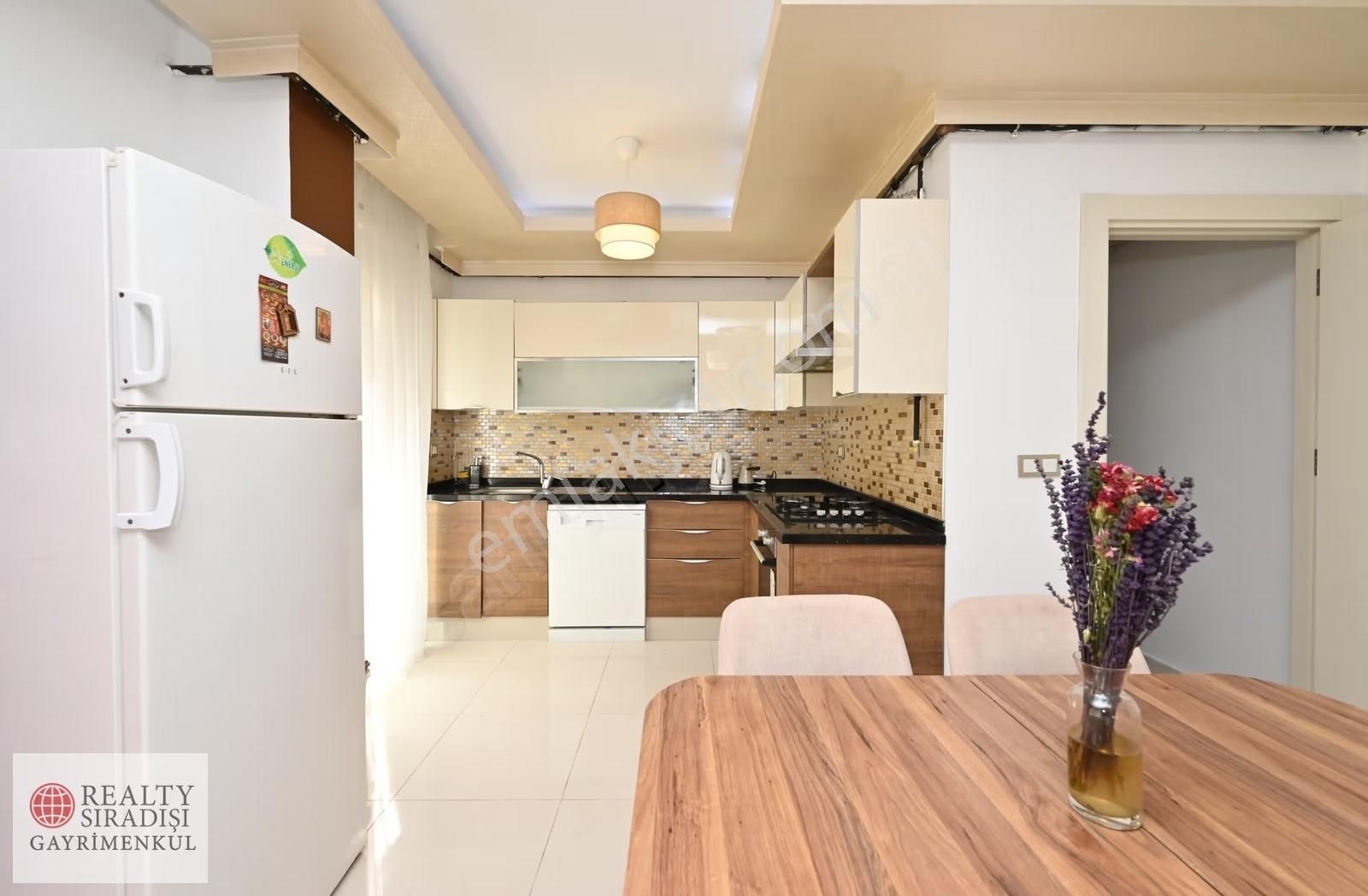 Lara Sahil Bandına 2. Parsel Geniş Eşyalı Arakat 1+1 Daire - Görsel 19