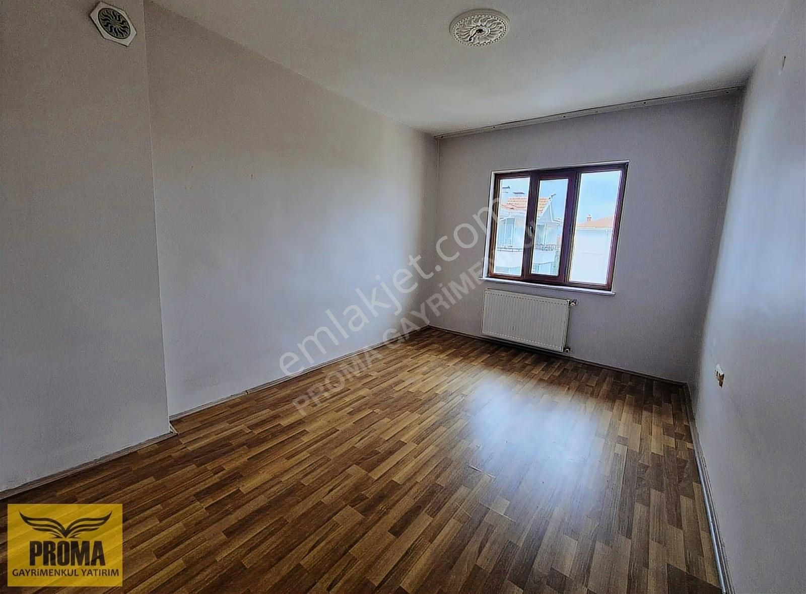 Proma'dan Batıkent Çift Balkonlu Asansörlü Çok Geniş 3+1 Kiralık - Görsel 2