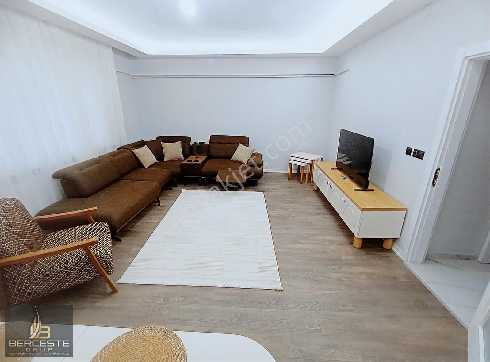 Beşevler Konak'ta Kiralık 2+1 Eşyalı Arakat Daire