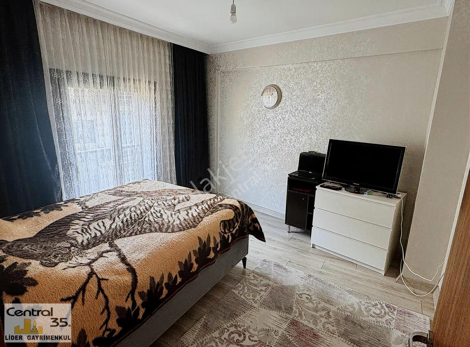 Central35 Kozağaç 130m2 3+1 D.gaz Ebv.banyo Ankastre Kiracılı - Görsel 3