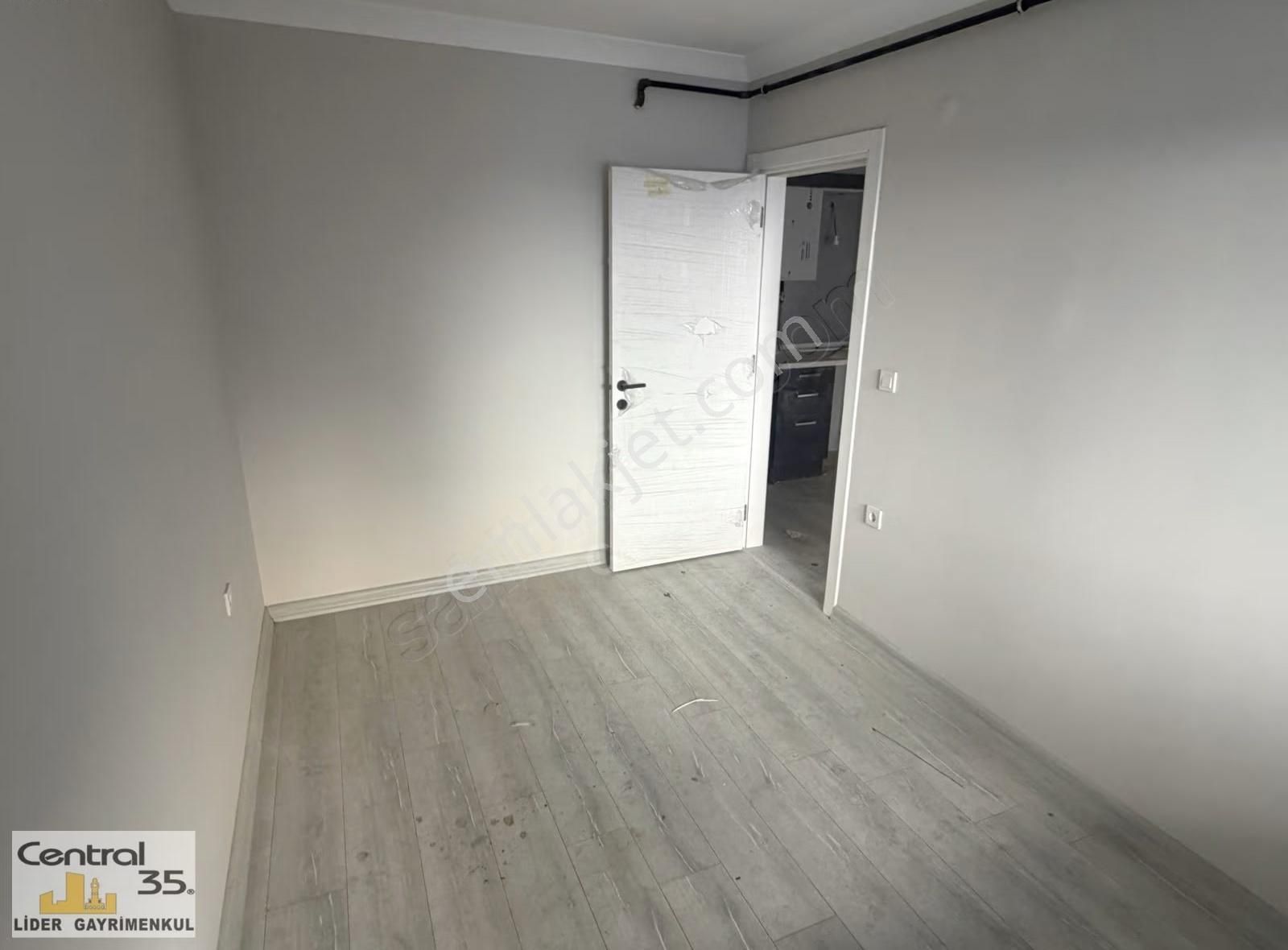 Central35 Koşu İzban Yanı 47m2- 1+1 Asansör D.gaz Sıfır - Görsel 13