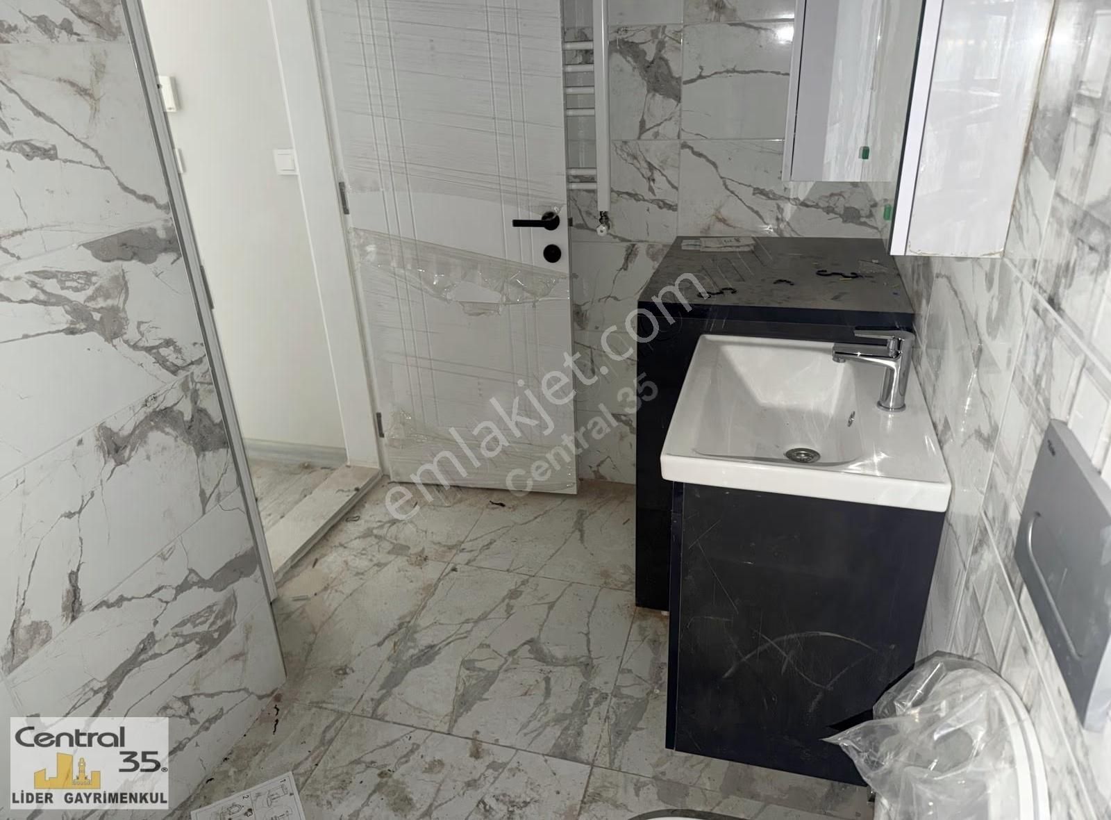 Central35 Koşu İzban Yanı 47m2- 1+1 Asansör D.gaz Sıfır - Görsel 10