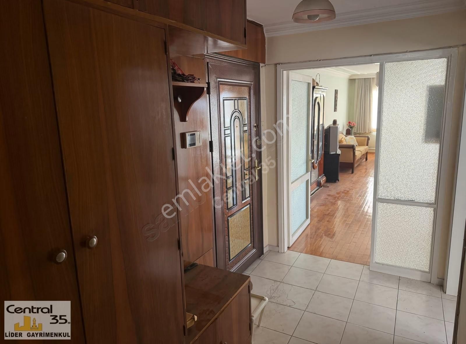 Central 35 Üçkuyular 125 M2 3+1 Arakat Merkezi Isıtma 3 Cephe - Görsel 16