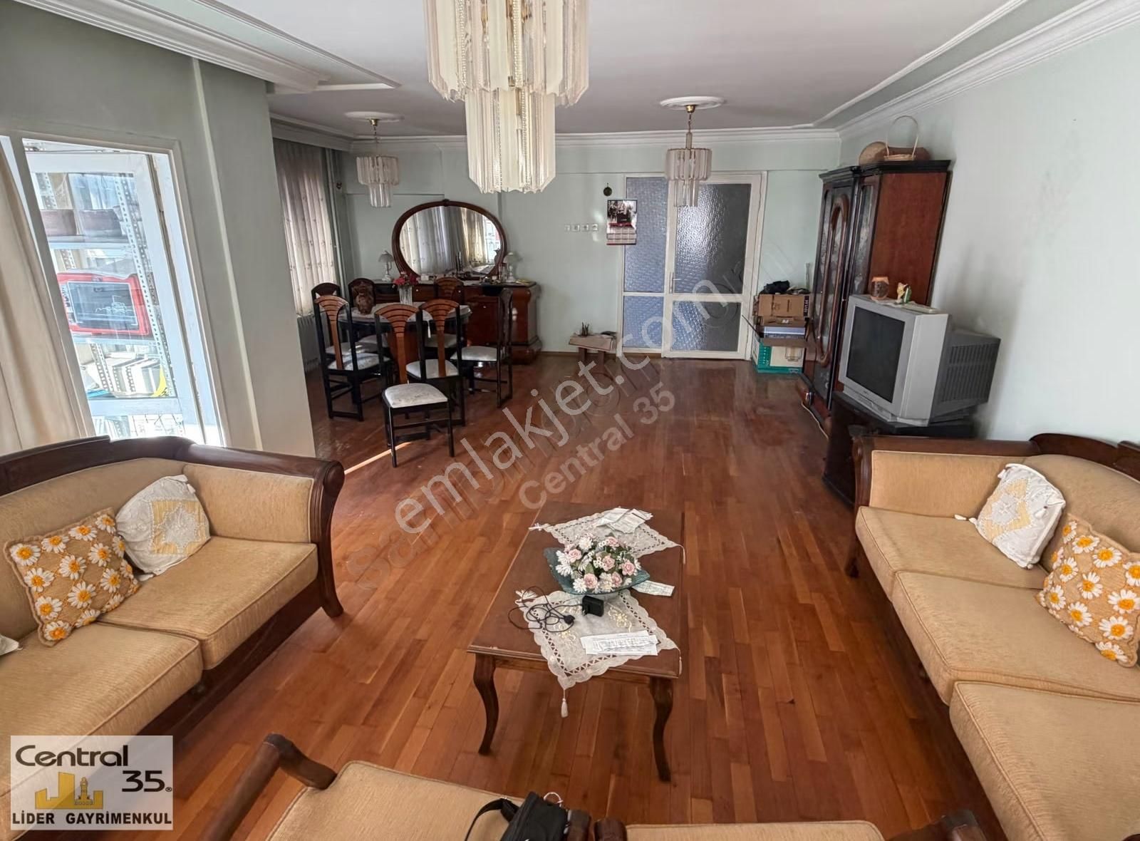 Central 35 Üçkuyular 125 M2 3+1 Arakat Merkezi Isıtma 3 Cephe - Görsel 28