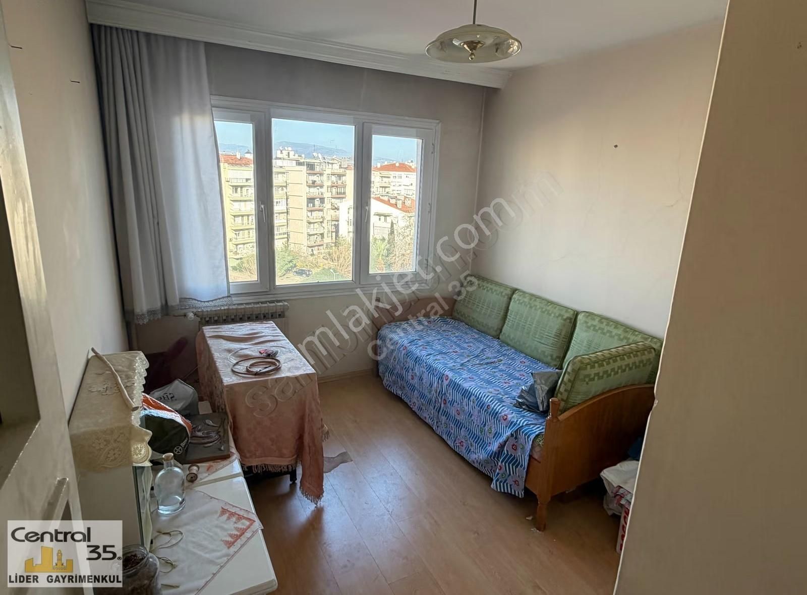 Central 35 Üçkuyular 125 M2 3+1 Arakat Merkezi Isıtma 3 Cephe - Görsel 22