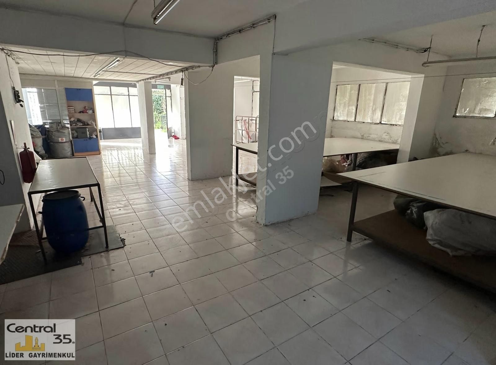 Central 35 Yıldız Mh Site İçi 216m2 Kiralık Boş Dükkan