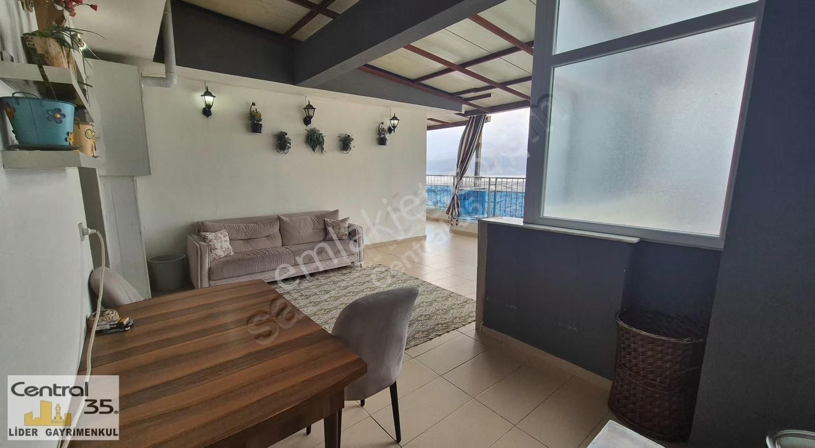 Central 35 Çiğli Esentepe Mh.228 M2 4+1 Teraslı Deniz Manzaralı - Görsel 27