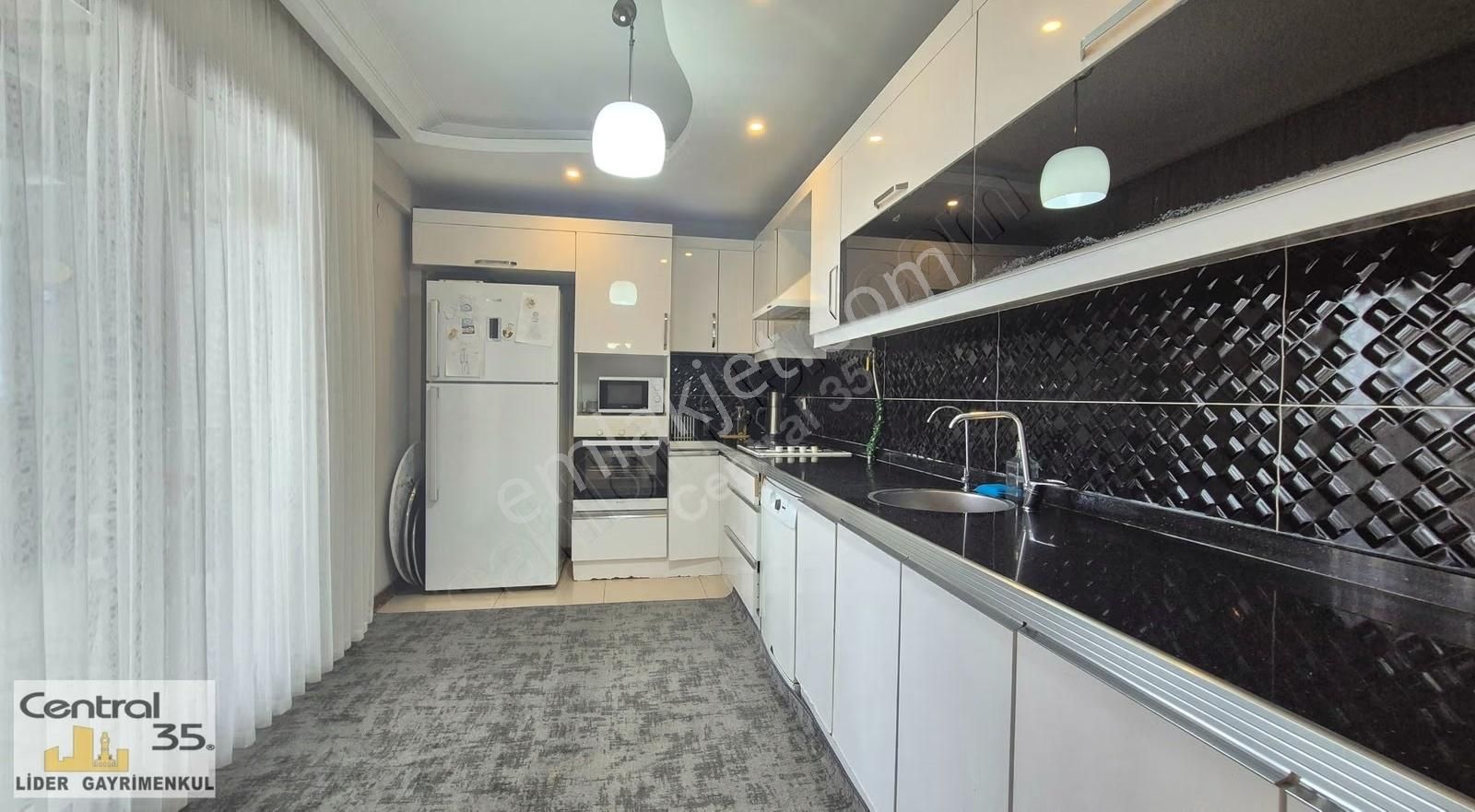 Central 35 Çiğli Esentepe Mh.228 M2 4+1 Teraslı Deniz Manzaralı - Görsel 21