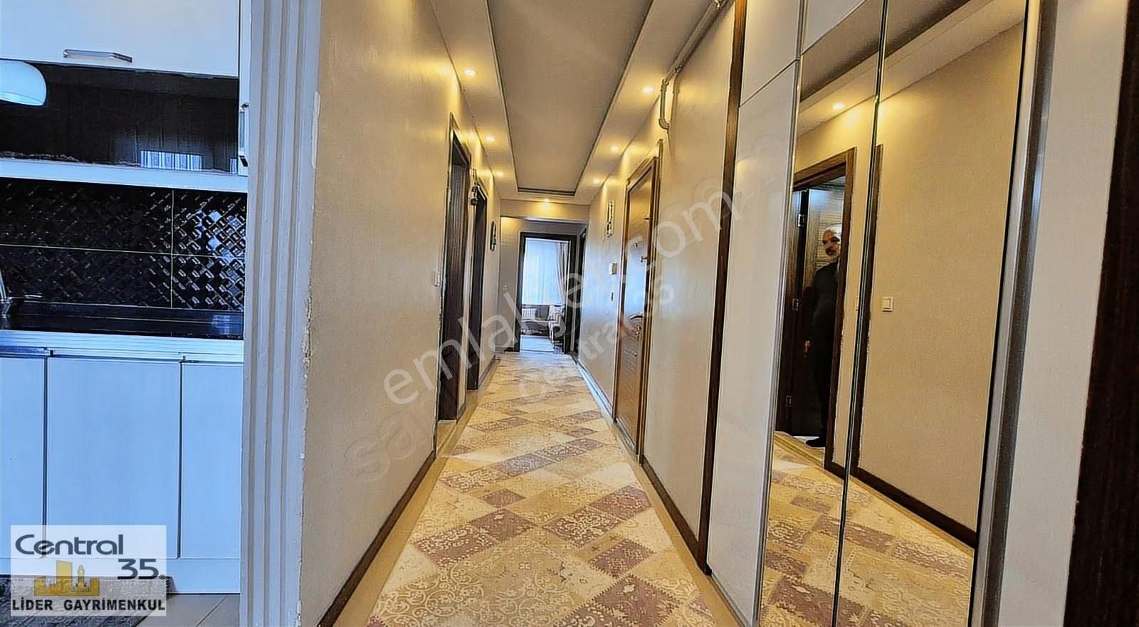 Central 35 Çiğli Esentepe Mh.228 M2 4+1 Teraslı Deniz Manzaralı - Görsel 19