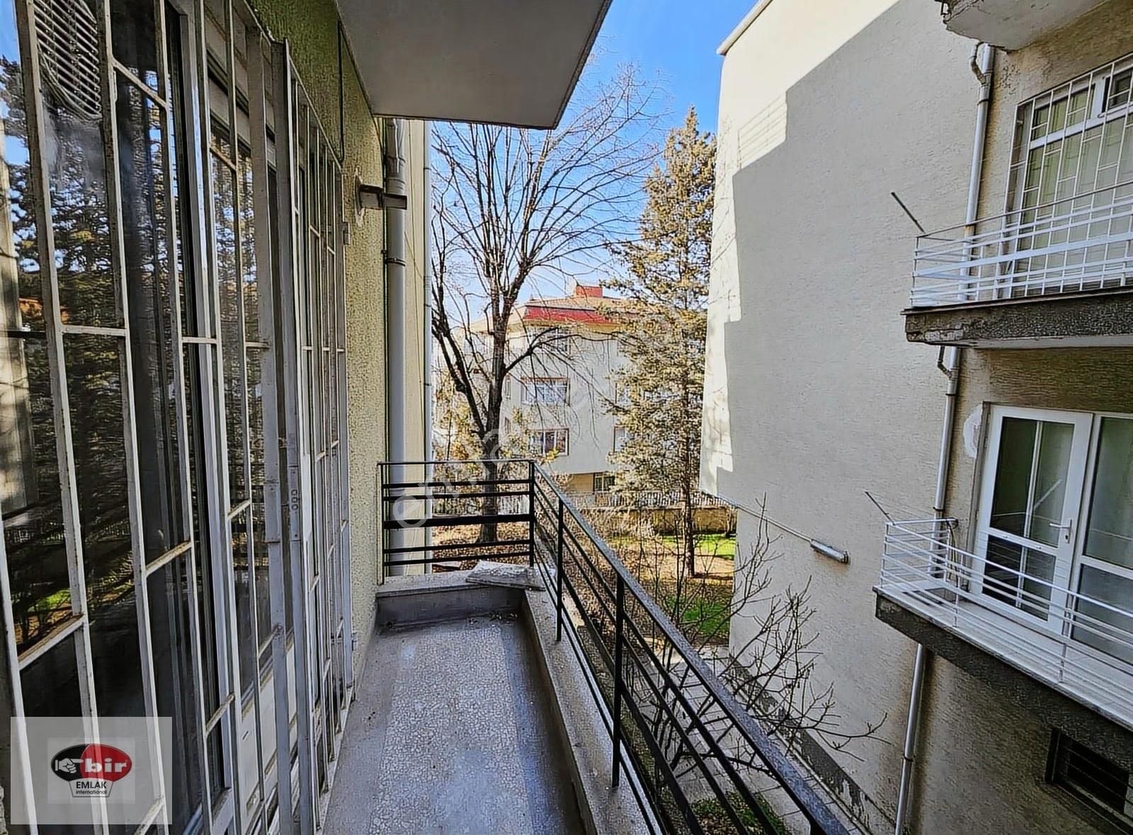 Aziziye Mahallesi Rus Elçiliği Karşısı 3+1 Kiralık Daire - Görsel 8