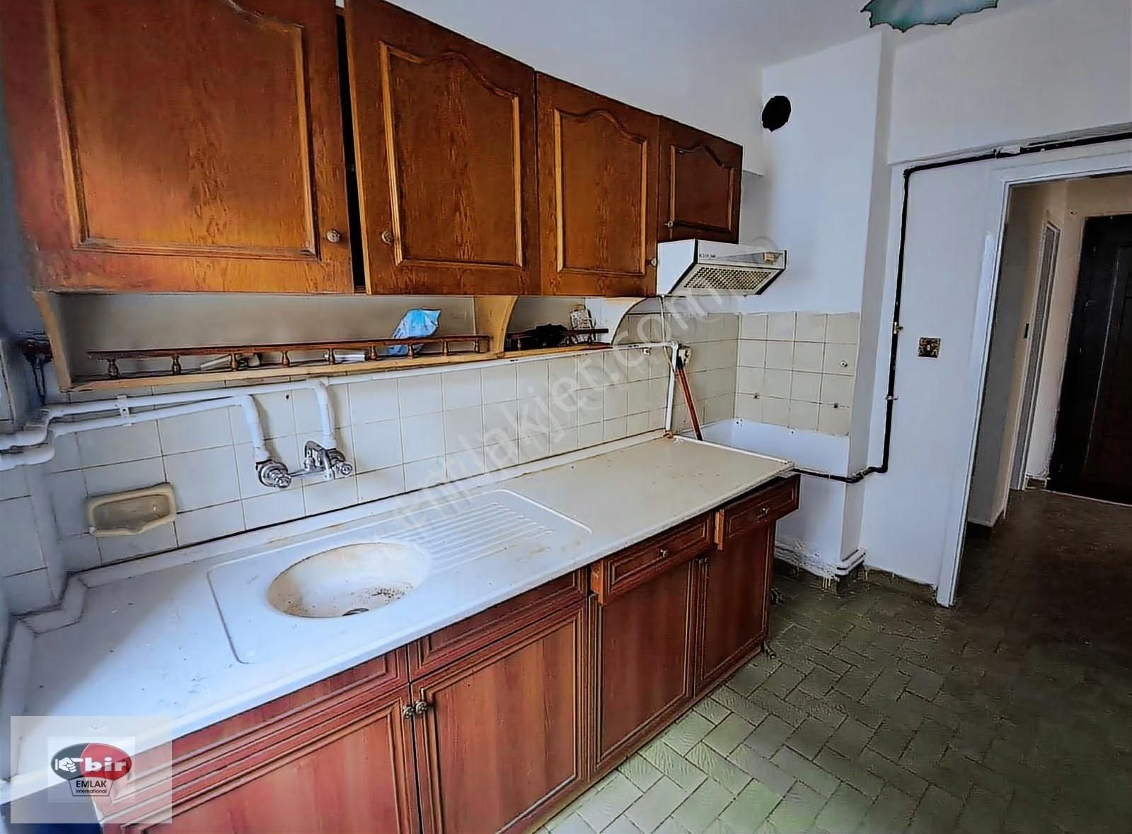 Esat Başak Sokak 3+1 Ara Kat Kiralık Daire - Görsel 11