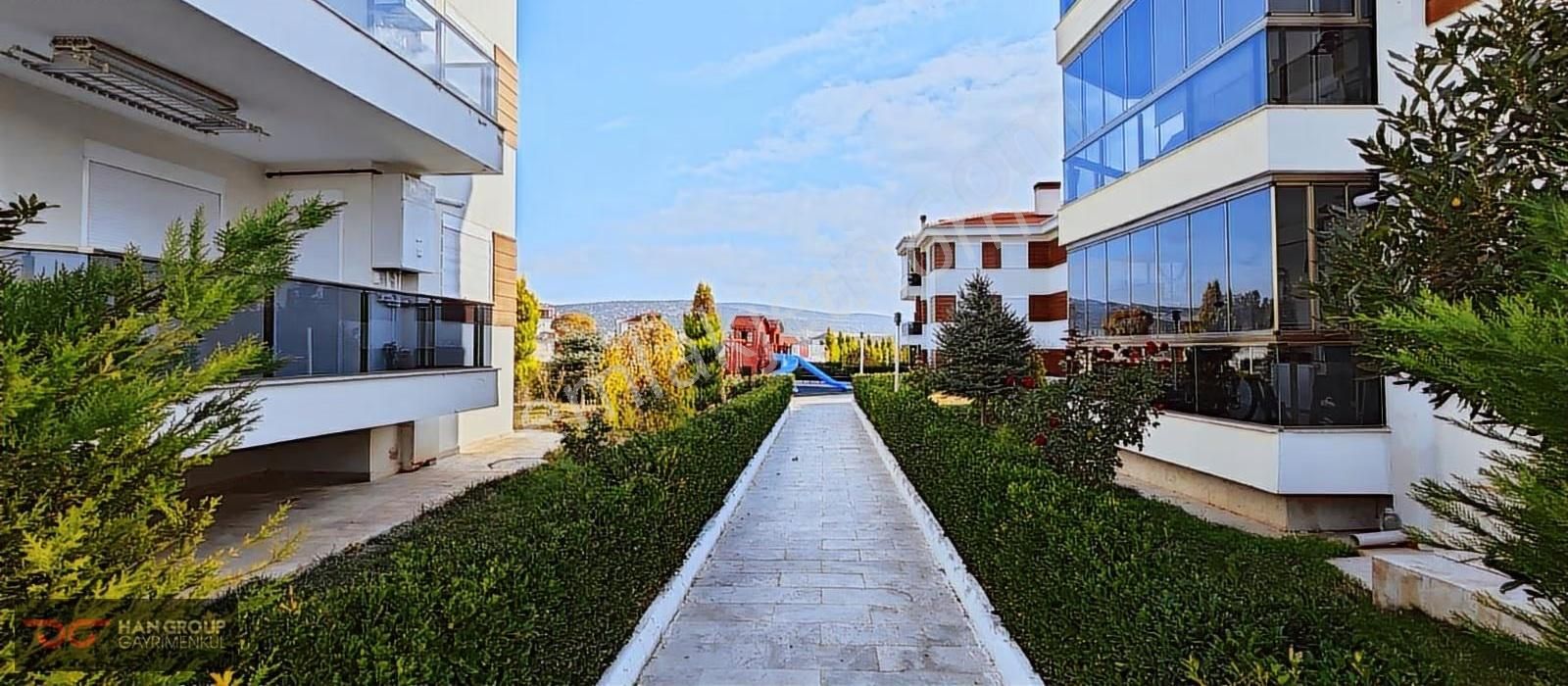 Han Gayrimenkul'den Yüzme Havuzlu Eşyalı Uygun Daire - Görsel 18