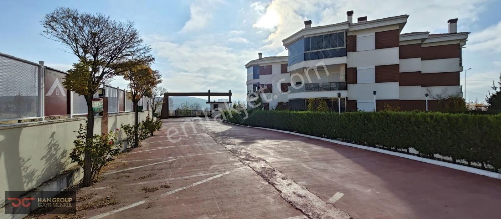 Han Gayrimenkul'den Yüzme Havuzlu Eşyalı Uygun Daire - Görsel 17