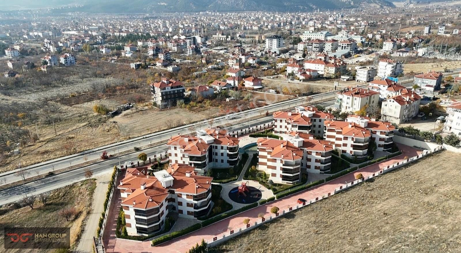 Han Gayrimenkul'den Yüzme Havuzlu Eşyalı Uygun Daire
