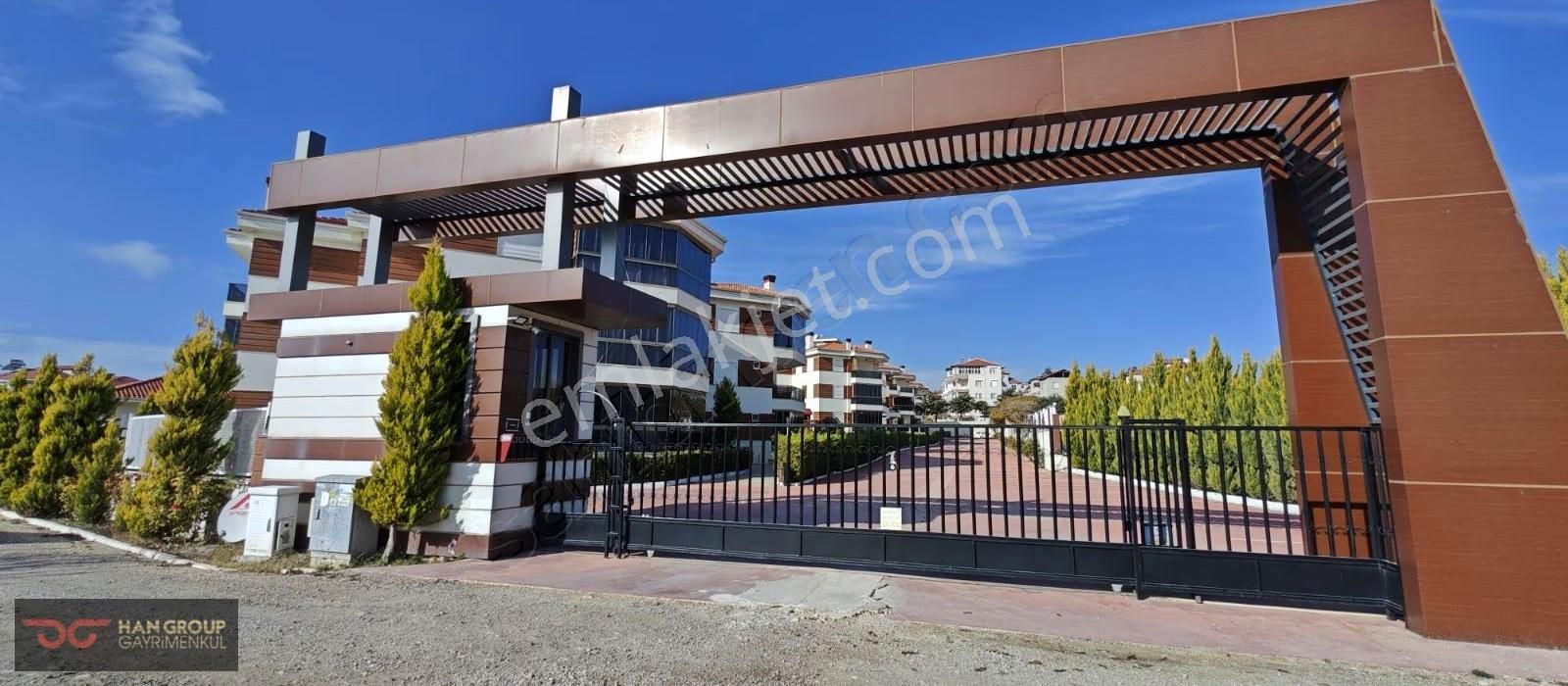 Han Gayrimenkul'den Yüzme Havuzlu Eşyalı Uygun Daire - Görsel 32